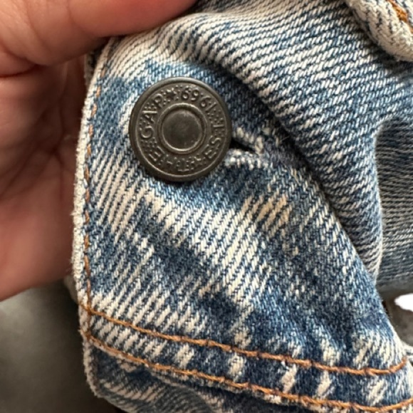 Vintage Gap Acid Washed Jean Jacket Quilted - Picture 5 of 6